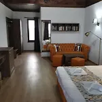 Family Old Time Hotel 3*